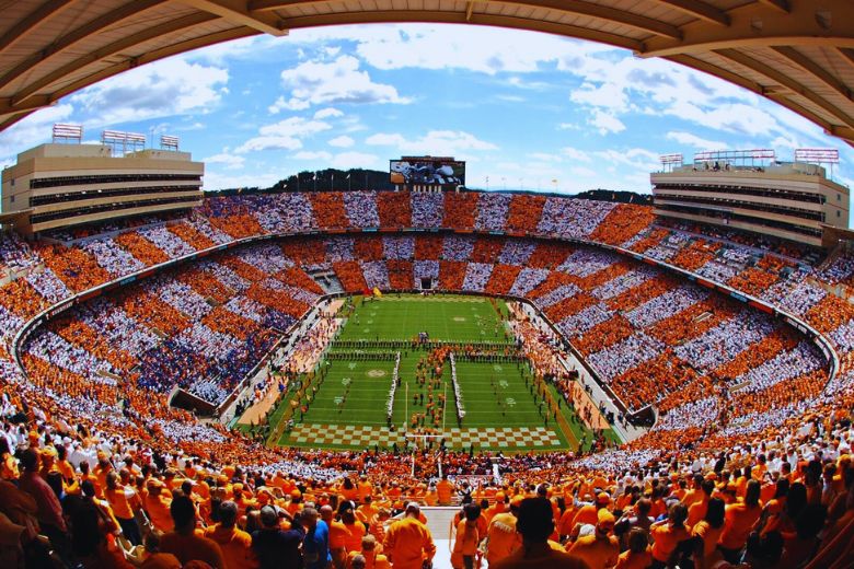 Top 5 Reasons to Rent a Cabin for a Tennessee Volunteers Football Game
